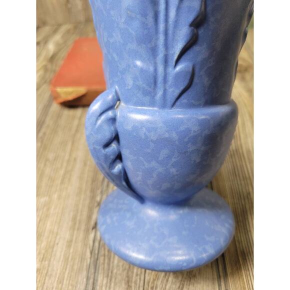 Vintage Rumrill Vase, Dutch Blue 528, Double Handle, Red Wing Pottery (Chip) - Picture 3 of 6